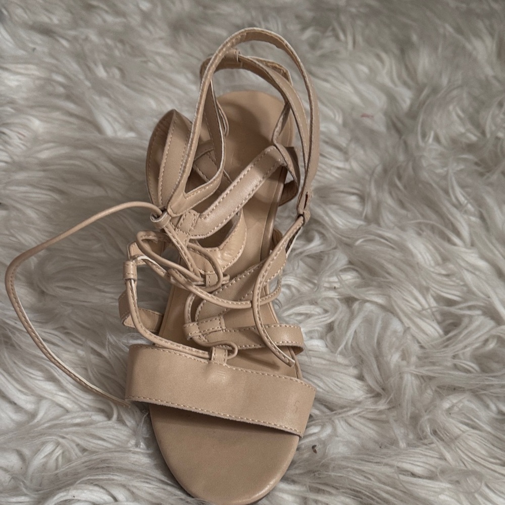 Elegant Tan Strappy Sandals 8.5 worn once 3 inch heels